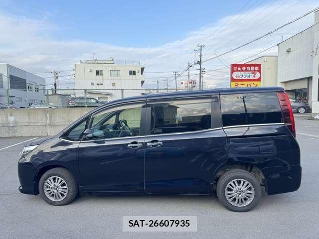 Toyota ESQUIRE 2015-05 8073682-5