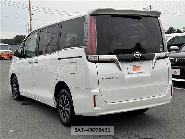 Toyota ESQUIRE 2017-09 8073680-12
