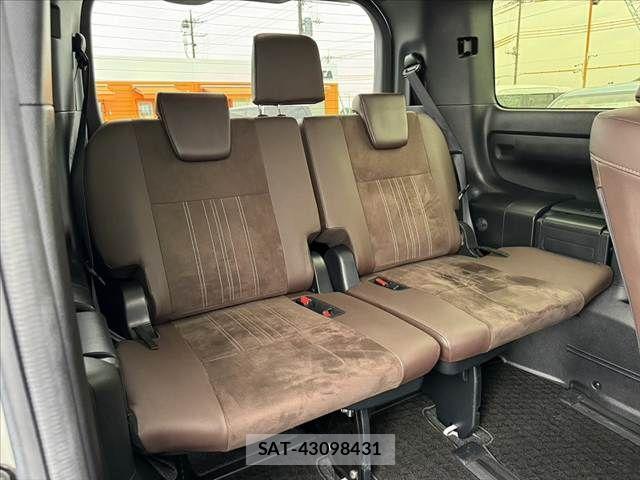 Toyota ESQUIRE 2017-09 8073680-20