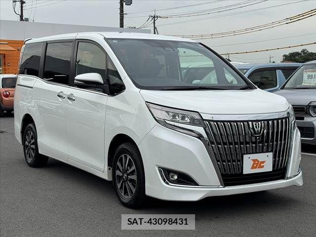Toyota ESQUIRE 2017-09 8073680-7