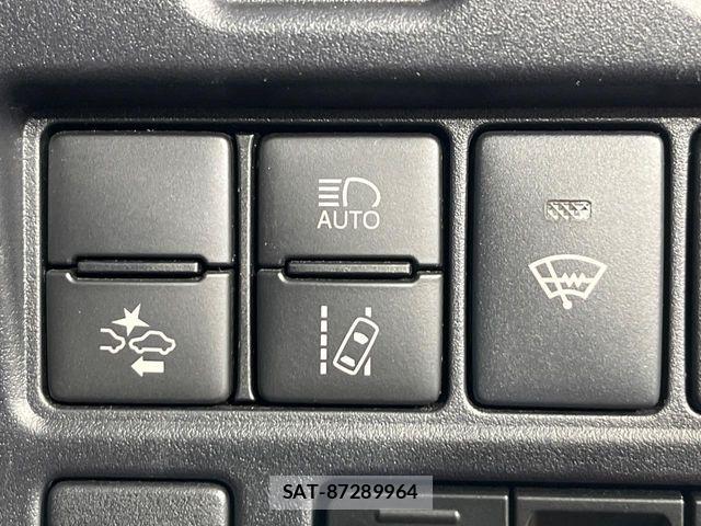 Toyota ESQUIRE 2020-07 8145762-6