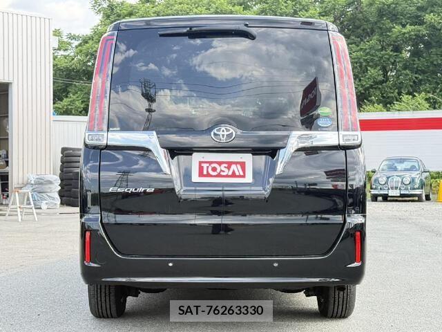 Toyota ESQUIRE 2020-04 8158383-18
