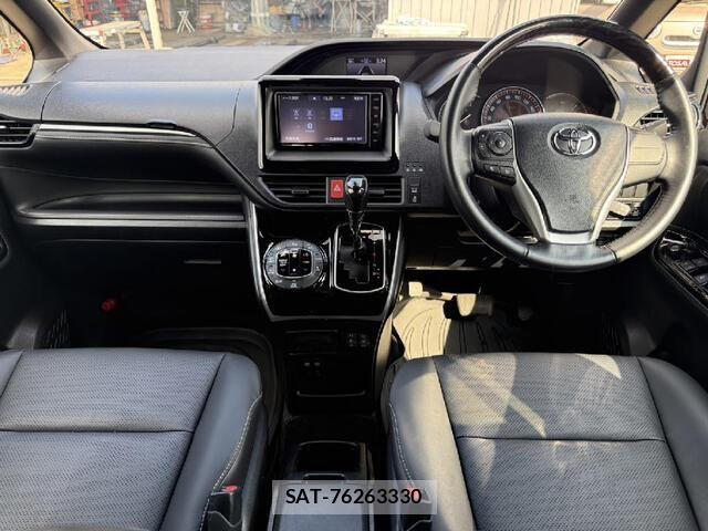 Toyota ESQUIRE 2020-04 8158383-4