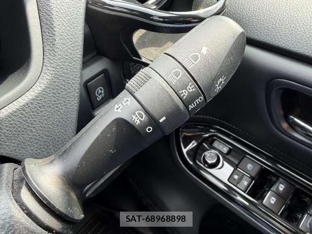 Toyota ESQUIRE 2019-08 8207426-16