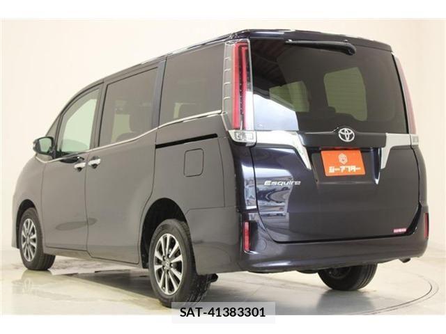 Toyota ESQUIRE 2018-04 8207427-10
