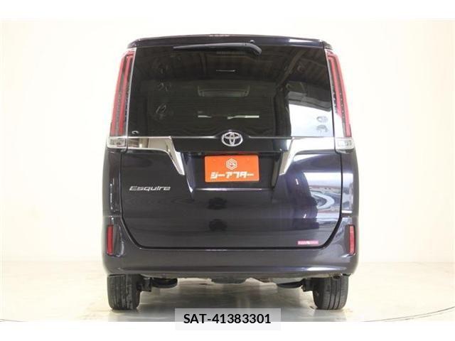 Toyota ESQUIRE 2018-04 8207427-11