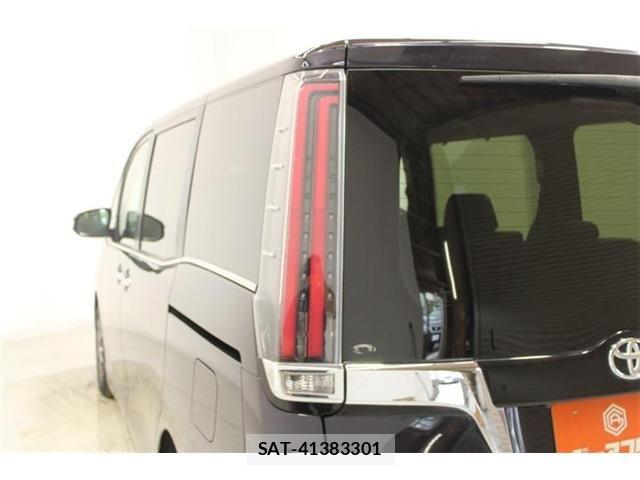 Toyota ESQUIRE 2018-04 8207427-19