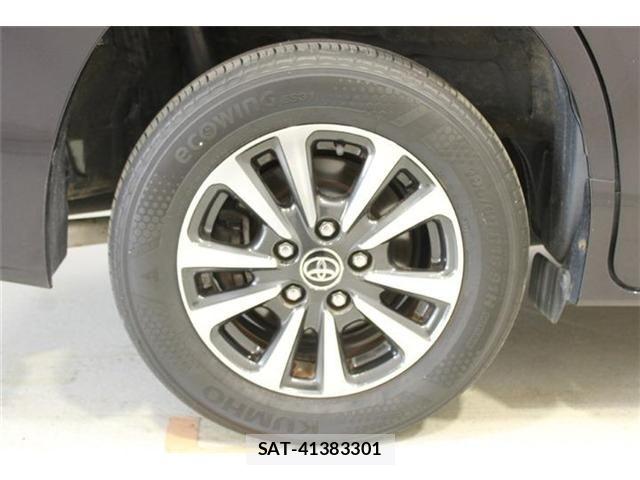 Toyota ESQUIRE 2018-04 8207427-23