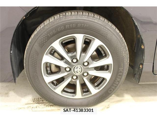 Toyota ESQUIRE 2018-04 8207427-25