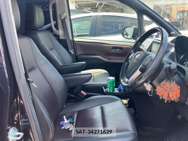 Toyota ESQUIRE 2015-08 8245153-11