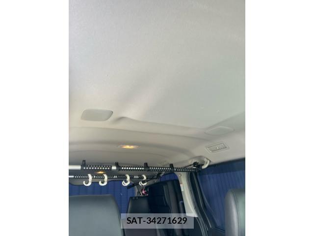 Toyota ESQUIRE 2015-08 8245153-13