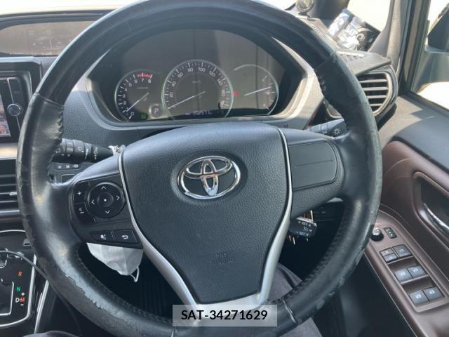 Toyota ESQUIRE 2015-08 8245153-15