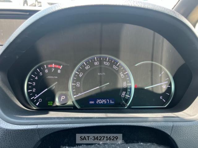 Toyota ESQUIRE 2015-08 8245153-16