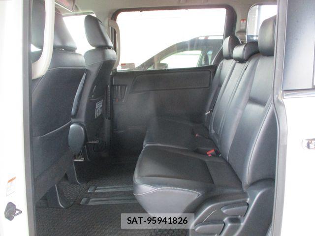Toyota ESQUIRE 2015-07 8245152-15