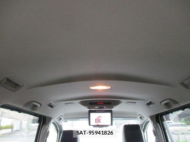 Toyota ESQUIRE 2015-07 8245152-19