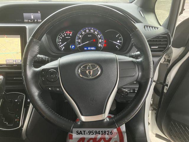 Toyota ESQUIRE 2015-07 8245152-21