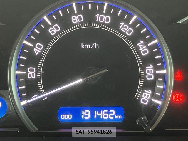 Toyota ESQUIRE 2015-07 8245152-28