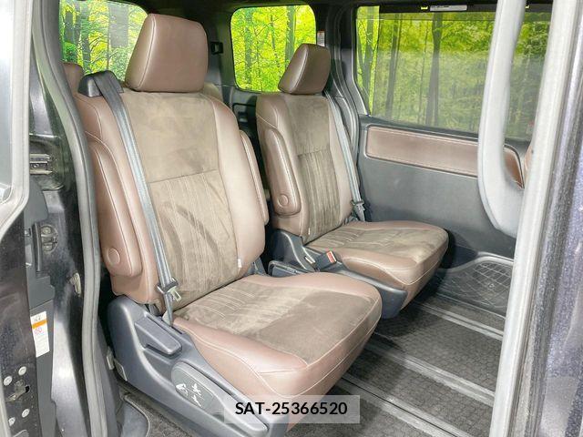 Toyota ESQUIRE 2018-03 8365771-9