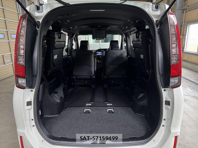 Toyota ESQUIRE 2017-04 8365774-11