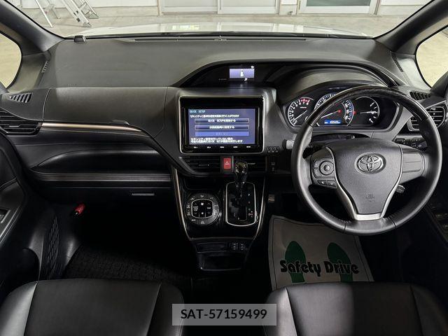 Toyota ESQUIRE 2017-04 8365774-6
