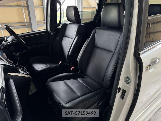 Toyota ESQUIRE 2017-04 8365774-8