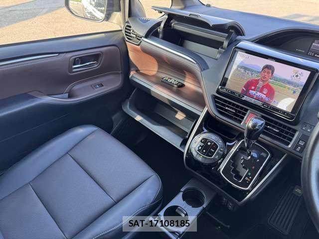 Toyota ESQUIRE 2015-05 8485355-9