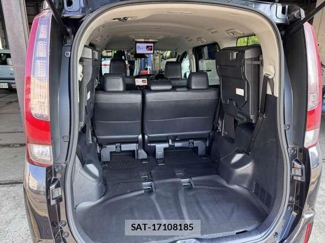 Toyota ESQUIRE 2015-05 8485355-27