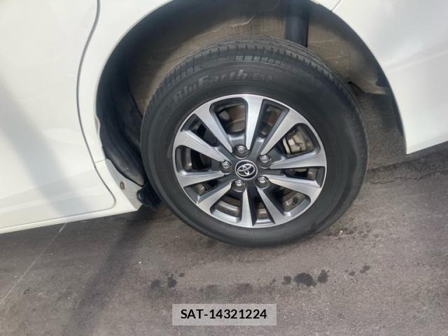 Toyota ESQUIRE 2021-10 8561810-8
