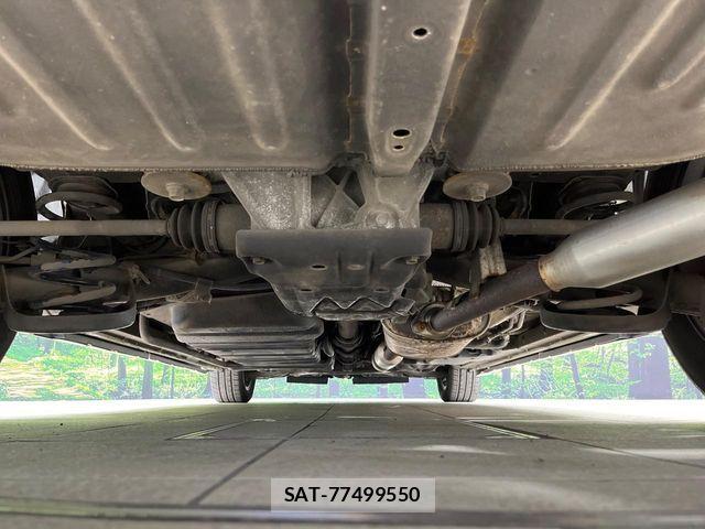 Toyota ESQUIRE 2014-11 8561811-18