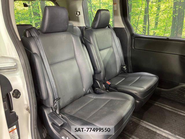 Toyota ESQUIRE 2014-11 8561811-8