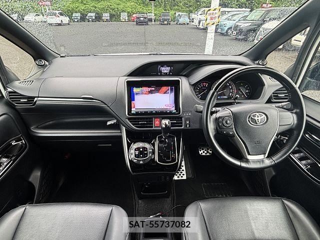 Toyota ESQUIRE 2020-04 8658973-1