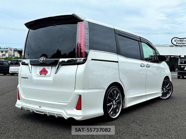 Toyota ESQUIRE 2020-04 8658973-2