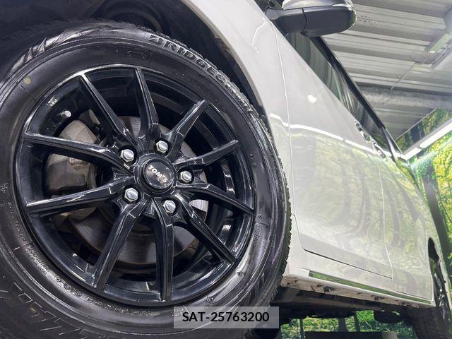 Toyota ESQUIRE 2019-10 8666105-15