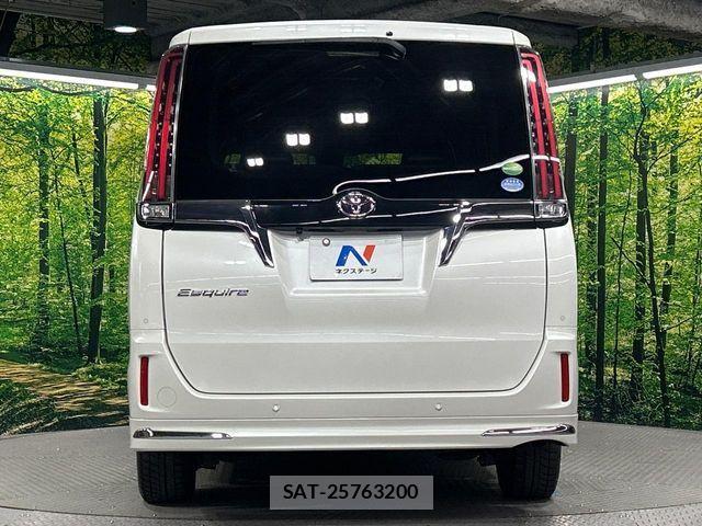 Toyota ESQUIRE 2019-10 8666105-17