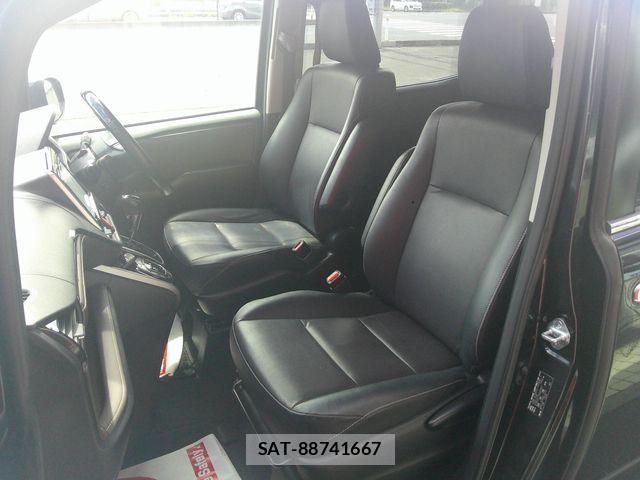 Toyota ESQUIRE 2015-04 8658974-9