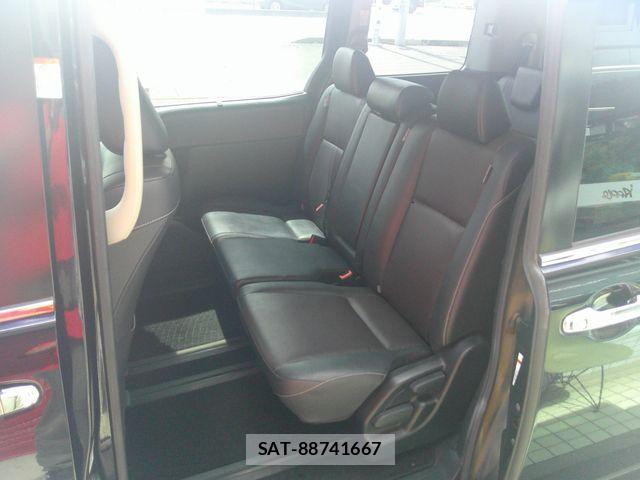 Toyota ESQUIRE 2015-04 8658974-10