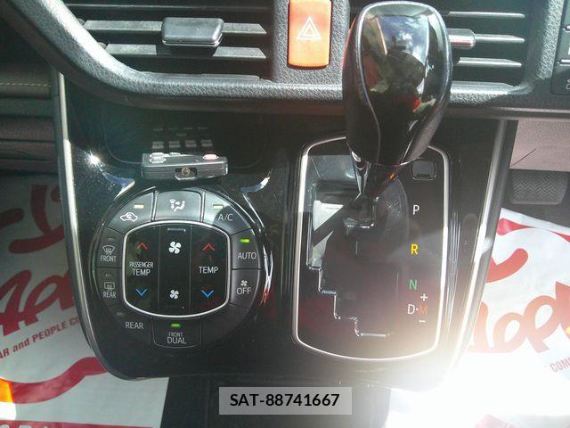 Toyota ESQUIRE 2015-04 8658974-15