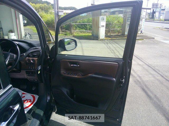 Toyota ESQUIRE 2015-04 8658974-21