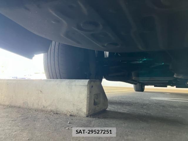 Toyota ESQUIRE 2016-06 8741956-12
