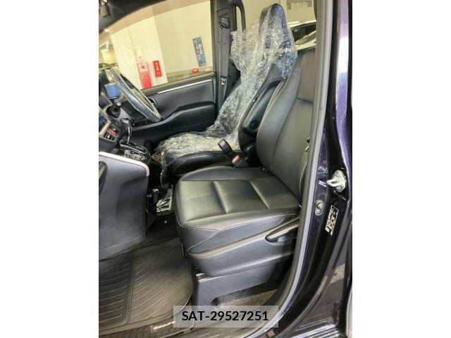 Toyota ESQUIRE 2016-06 8741956-14