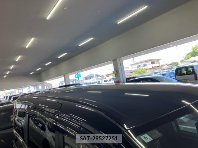 Toyota ESQUIRE 2016-06 8741956-6