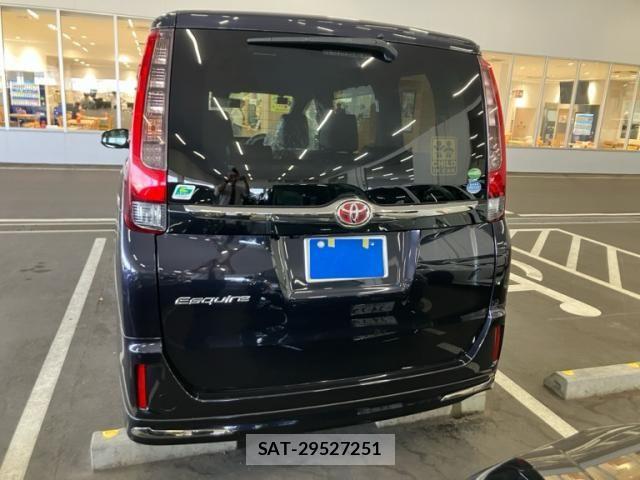 Toyota ESQUIRE 2016-06 8741956-7