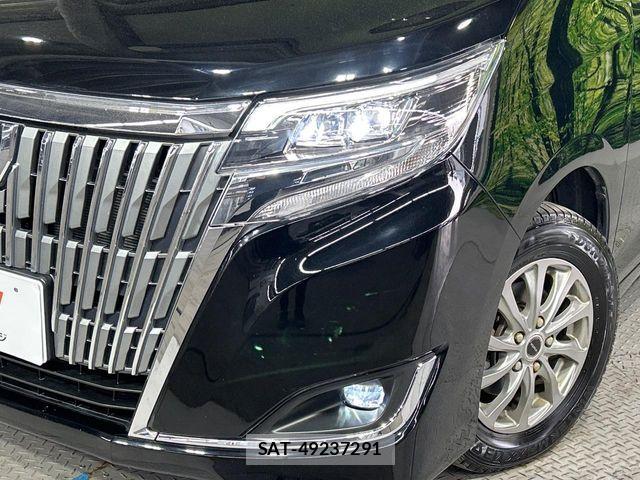 Toyota ESQUIRE 2018-01 8780122-12