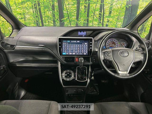 Toyota ESQUIRE 2018-01 8780122-1