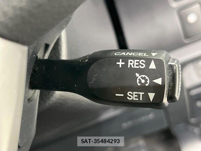 Toyota ESQUIRE 2017-03 8795881-7