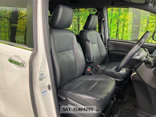 Toyota ESQUIRE 2017-03 8795881-8