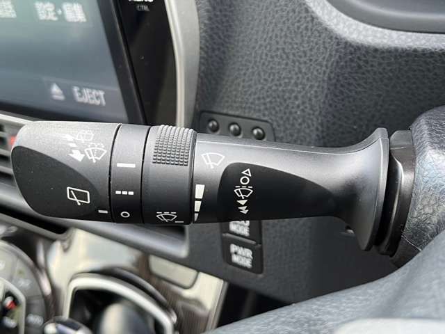 Toyota ESQUIRE 2018-06 468636-14