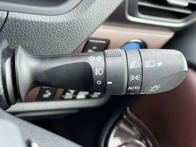 Toyota ESQUIRE 2018-06 468636-15