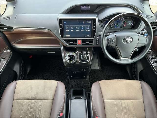 Toyota ESQUIRE 2018-06 468636-1