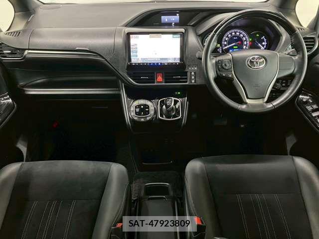 Toyota ESQUIRE 2020-10 1412236-12